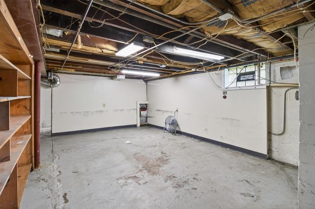 7501 Independence Street, Merrillville, IN 46410