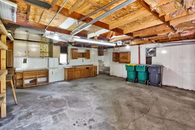 7501 Independence Street, Merrillville, IN 46410