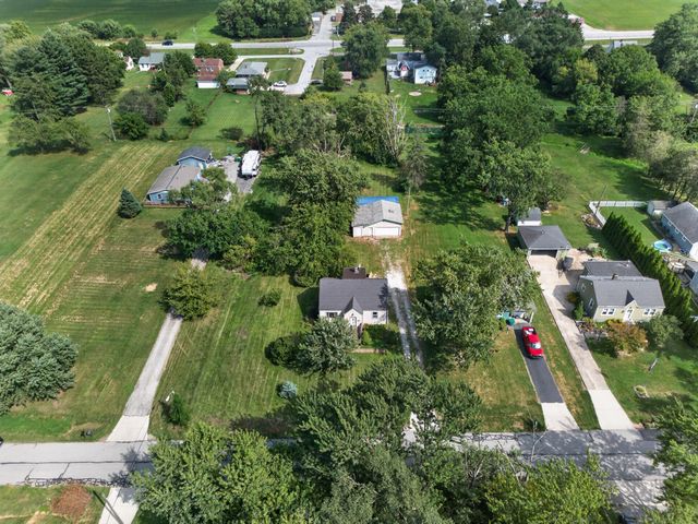 7501 Independence Street, Merrillville, IN 46410