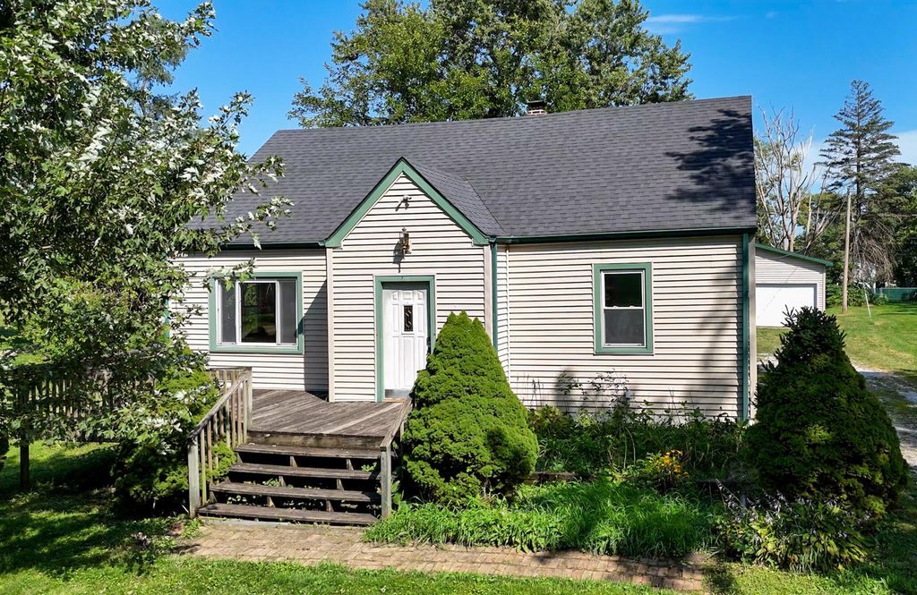 7501 Independence Street, Merrillville, IN 46410