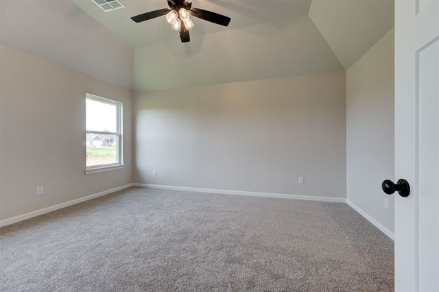 3333 Slate River Drive, Yukon, OK 73099