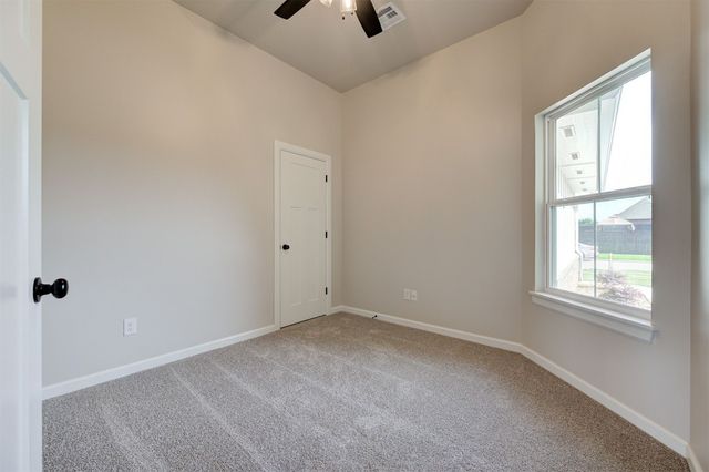3333 Slate River Drive, Yukon, OK 73099