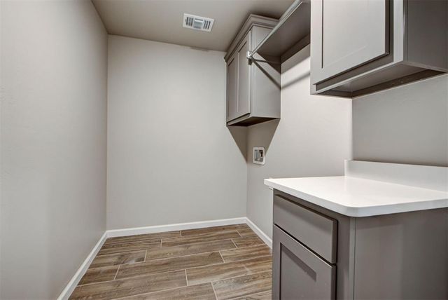 3333 Slate River Drive, Yukon, OK 73099