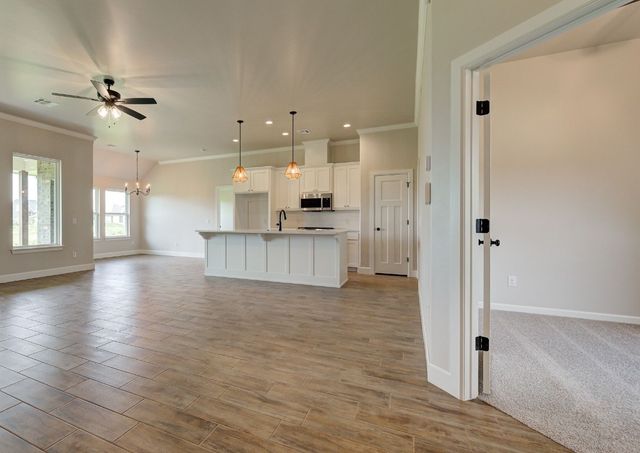 3333 Slate River Drive, Yukon, OK 73099