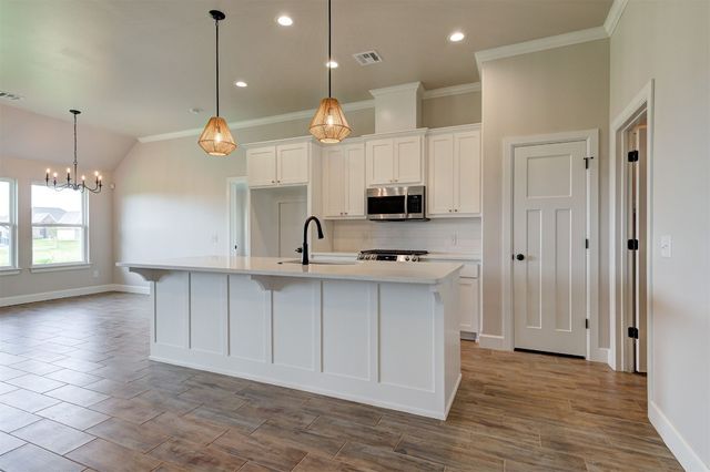 3333 Slate River Drive, Yukon, OK 73099