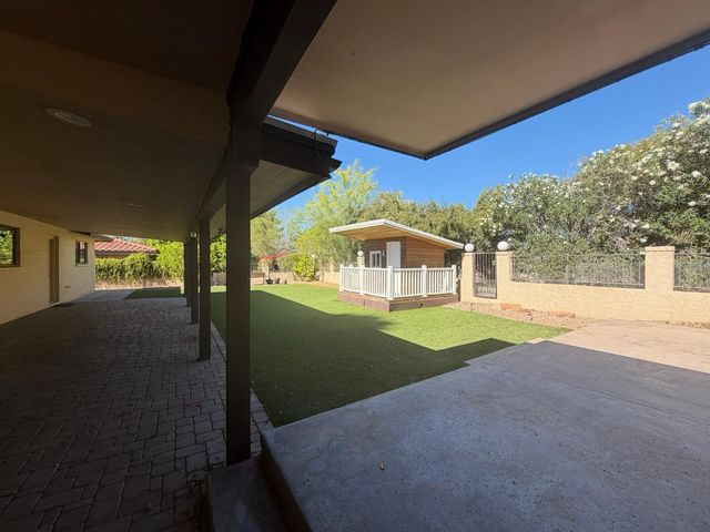 9225 N Arroya Vista Drive W, Phoenix, AZ 85028