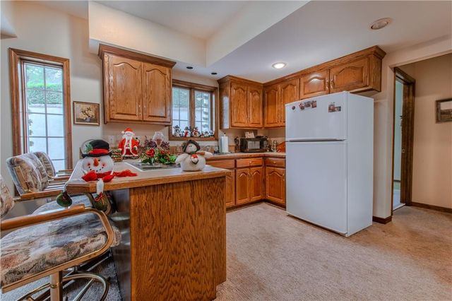 317 S Kentucky Street, Adrian, MO 64720