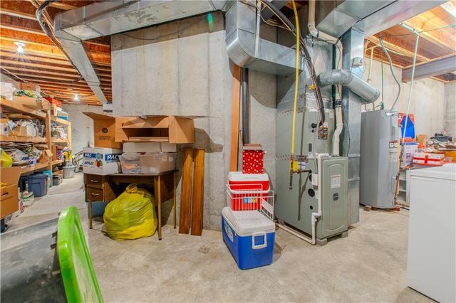 317 S Kentucky Street, Adrian, MO 64720