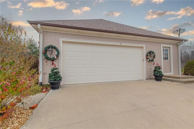 317 S Kentucky Street, Adrian, MO 64720