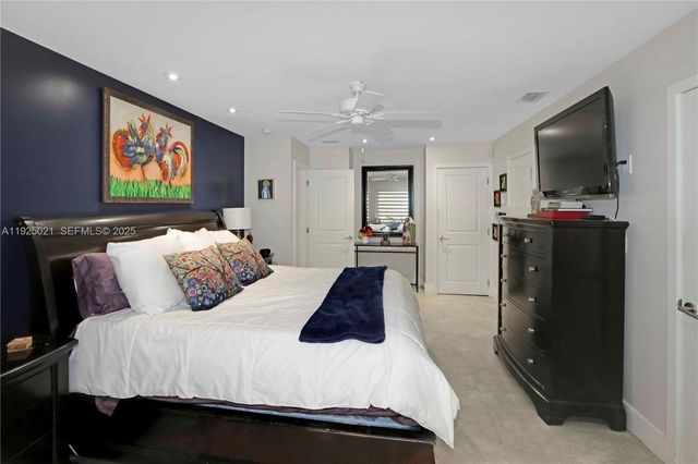 10255 SW 96th Ter, Miami, FL 33176