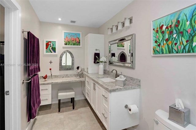 10255 SW 96th Ter, Miami, FL 33176