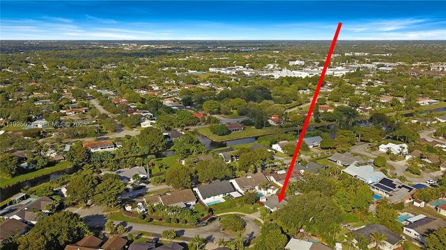 10255 SW 96th Ter, Miami, FL 33176
