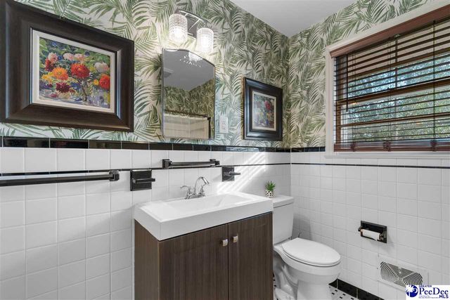 612 Spruce St, Florence, SC 29501