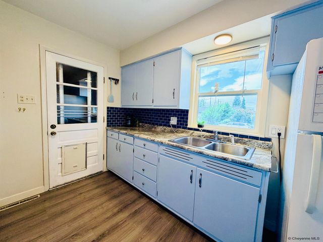 147 AHRENS AVE, Cheyenne, WY 82007