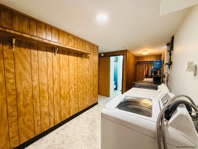 147 AHRENS AVE, Cheyenne, WY 82007