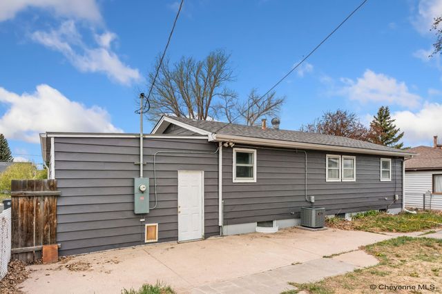 147 AHRENS AVE, Cheyenne, WY 82007