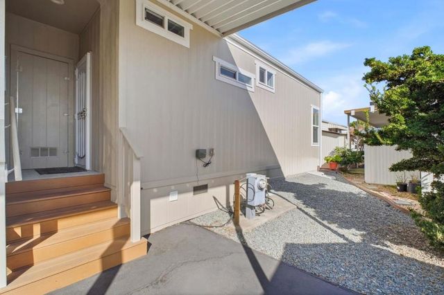 1200 W Winton Avenue, Hayward, CA 94545