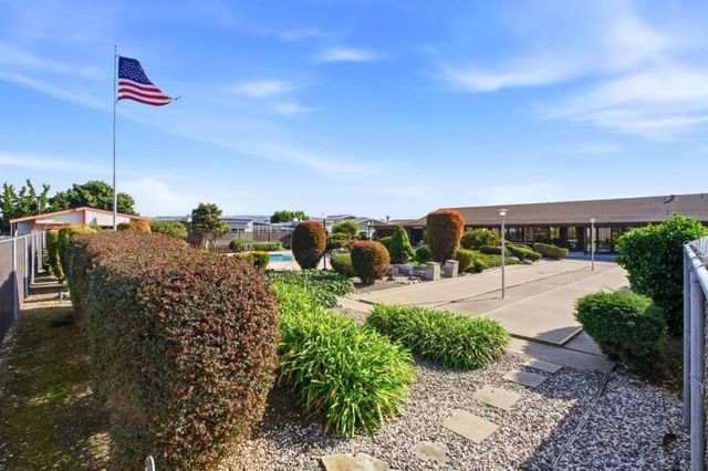 1200 W Winton Avenue, Hayward, CA 94545