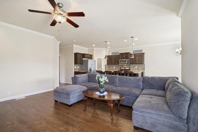 1200 W Winton Avenue, Hayward, CA 94545