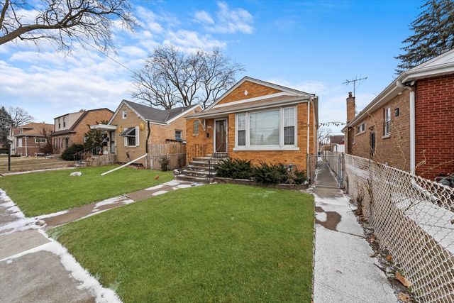 14315 S Lowe Avenue, Riverdale, IL 60827