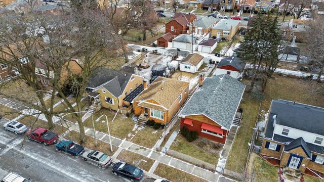14315 S Lowe Avenue, Riverdale, IL 60827