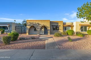 1812 W ROSE Lane, Phoenix, AZ 85015