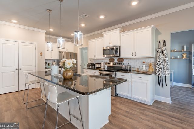 35 Hawthorn Lane, Covington, GA 30014