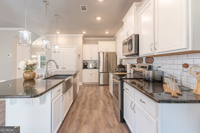 35 Hawthorn Lane, Covington, GA 30014