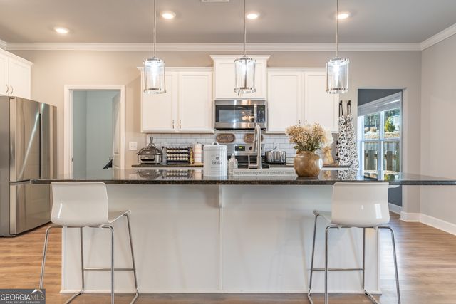 35 Hawthorn Lane, Covington, GA 30014