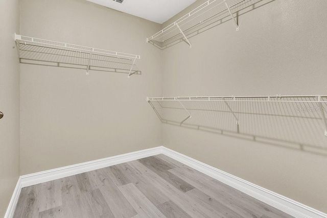 807 GLEN CREEK COURT, Fruitland Park, FL 34731