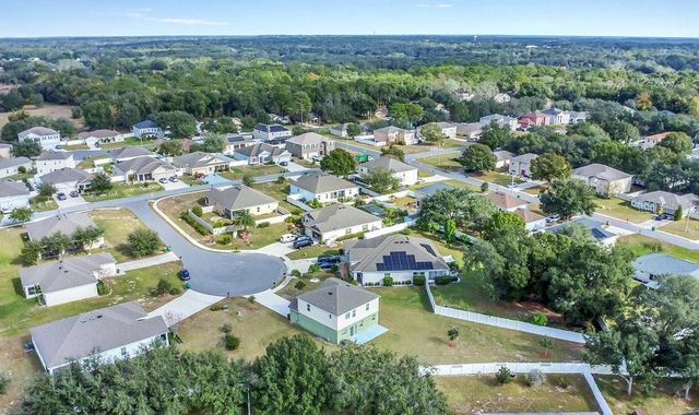 807 GLEN CREEK COURT, Fruitland Park, FL 34731