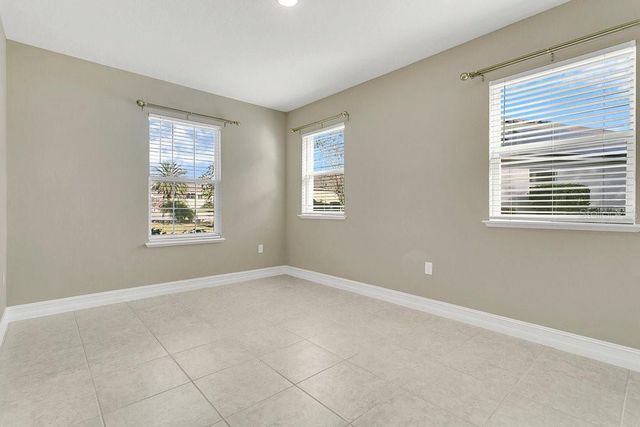 807 GLEN CREEK COURT, Fruitland Park, FL 34731