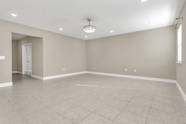 807 GLEN CREEK COURT, Fruitland Park, FL 34731