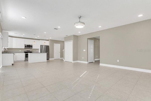 807 GLEN CREEK COURT, Fruitland Park, FL 34731