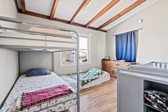 7036 N Harrison Street, Gladstone, MO 64118