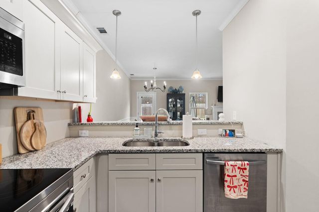 6450 Dharma Loop, Chattanooga, TN 37412