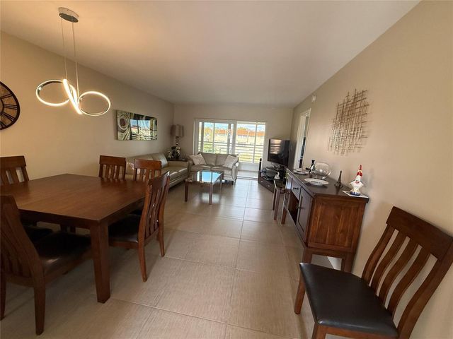 2791 N Pine Island Road 302, Sunrise, FL 33322