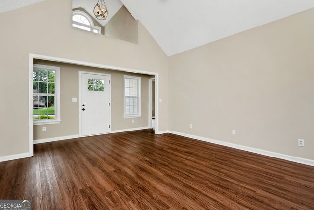 5145 Victoria Park Drive, Loganville, GA 30052