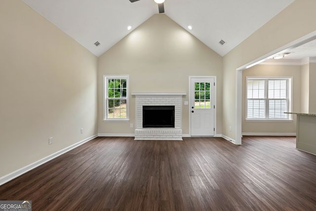 5145 Victoria Park Drive, Loganville, GA 30052