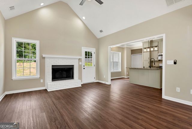 5145 Victoria Park Drive, Loganville, GA 30052