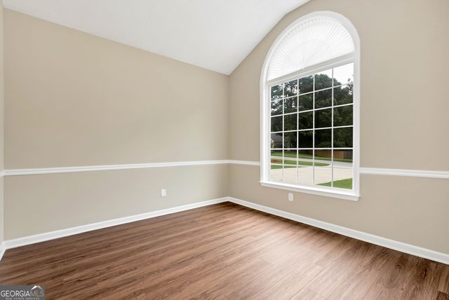 5145 Victoria Park Drive, Loganville, GA 30052