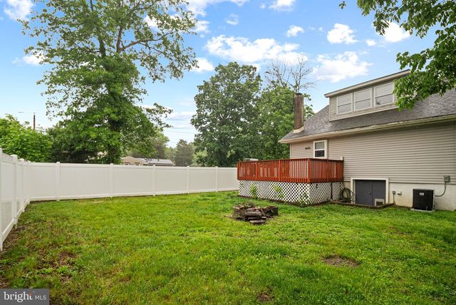 304 GARDEN AVENUE, Somerdale, NJ 08083