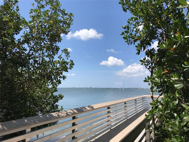 3847 30TH AVENUE S, St Petersburg, FL 33711