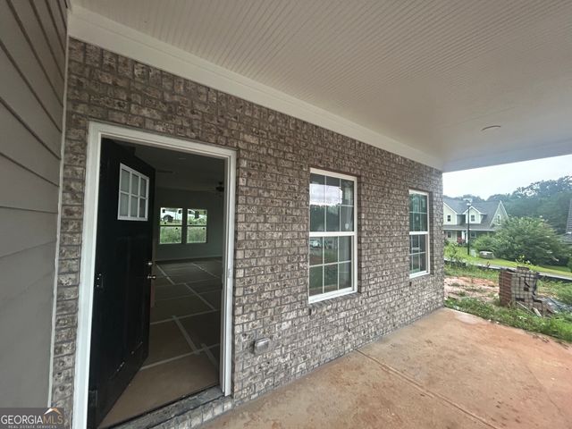 104 Duck Walk Way, Hogansville, GA 30230