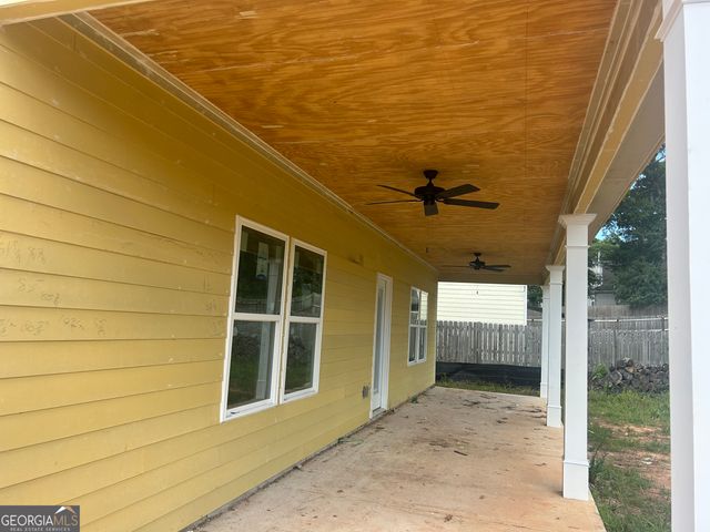 104 Duck Walk Way, Hogansville, GA 30230