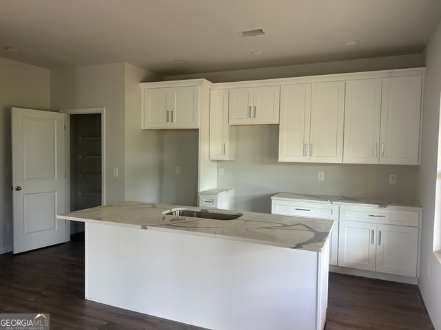 104 Duck Walk Way, Hogansville, GA 30230