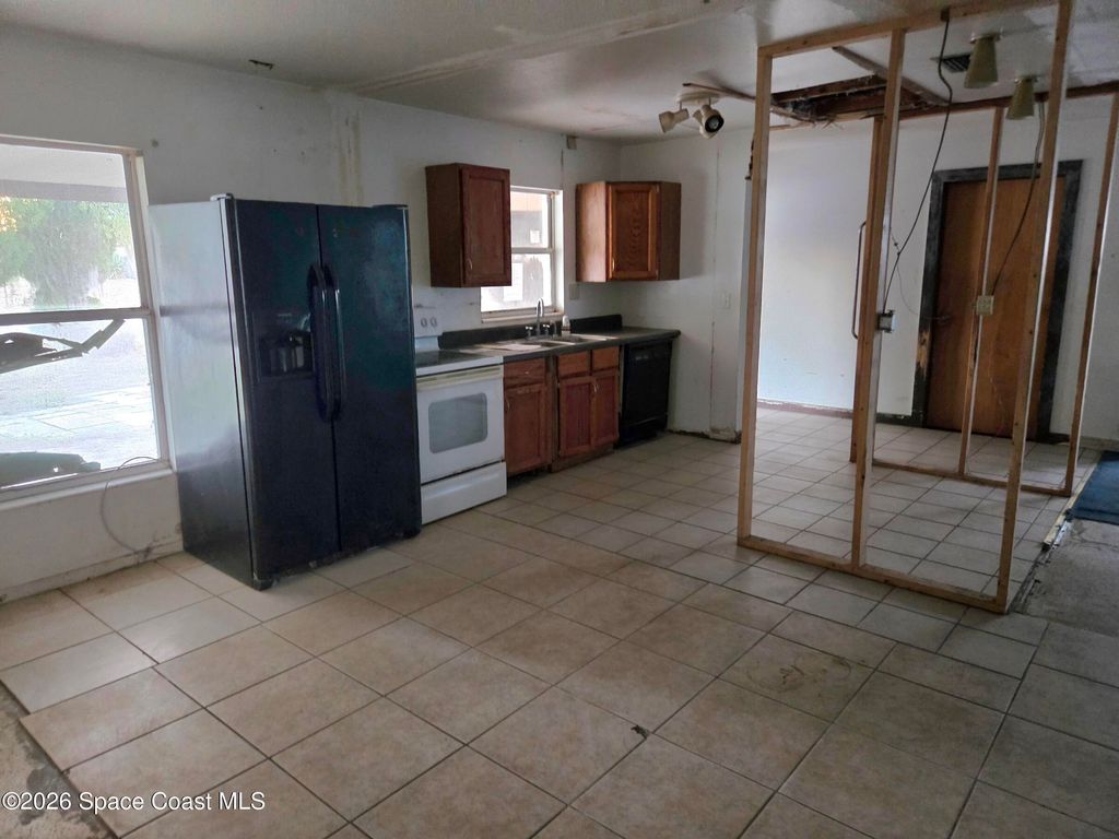 960 Allendale Street, Titusville, FL 32796