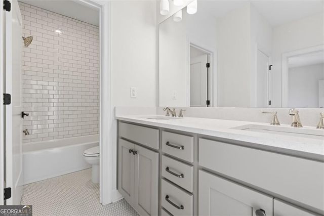 212 Suwanee Avenue, Suwanee, GA 30024