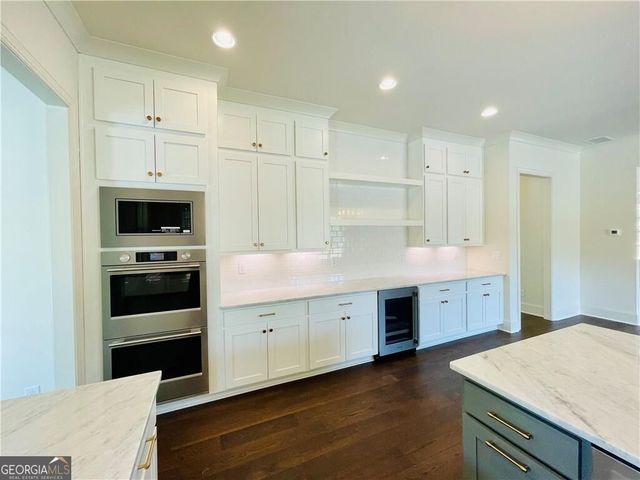 212 Suwanee Avenue, Suwanee, GA 30024