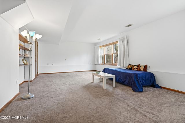 600 Star Street, Oakhurst, NJ 07755